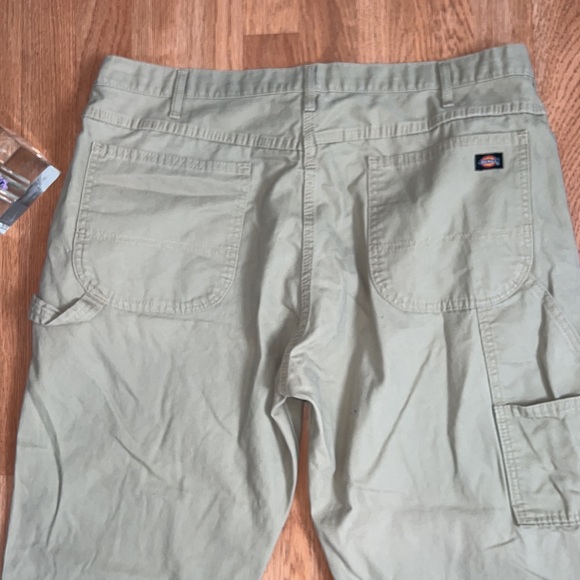 Dickies Relaxed Fit Cargo Khaki Pants Sz 38/30 - Picture 7 of 7
